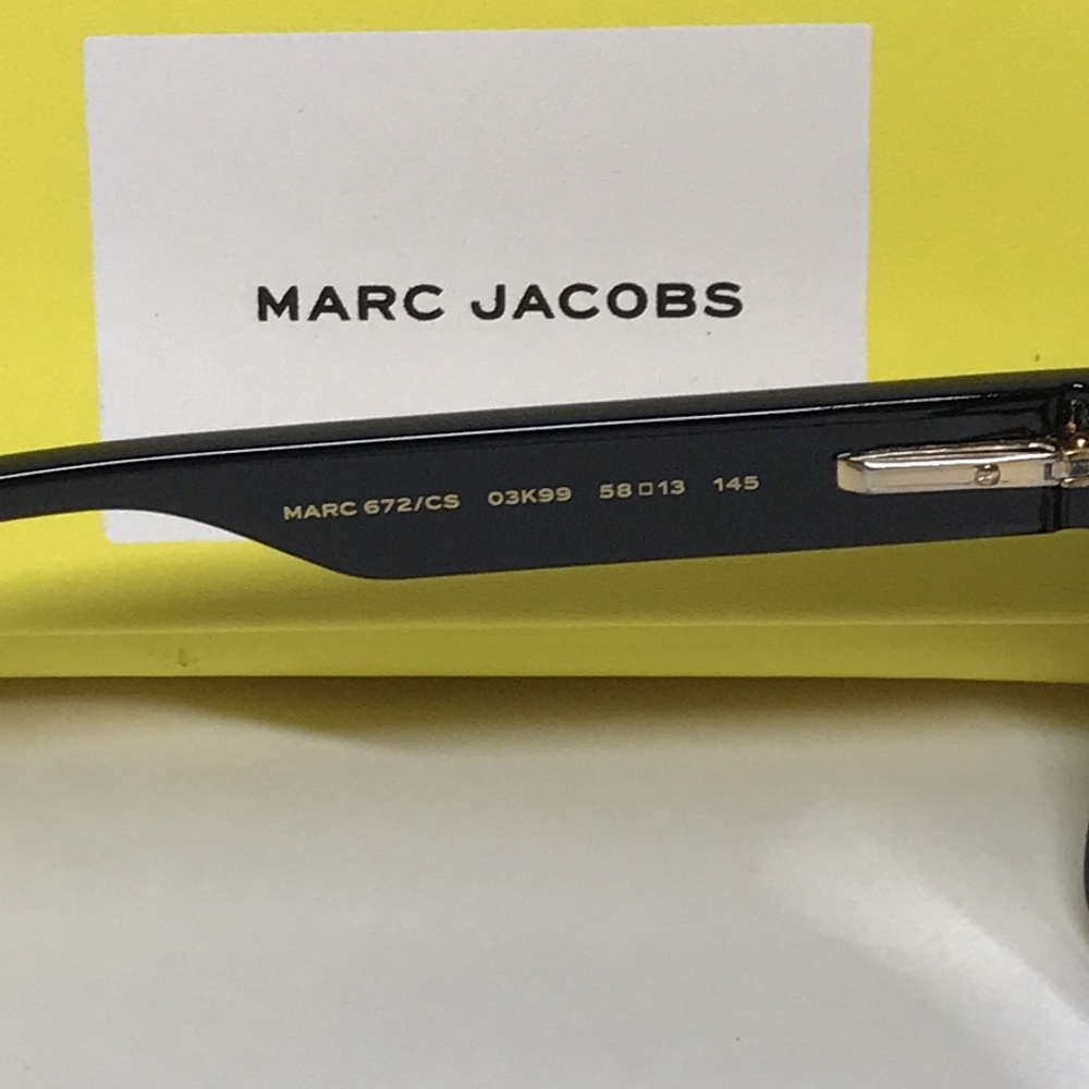Marc Jacobs Black and White Sunglasses MARC 672/CS - Picture 13 of 15